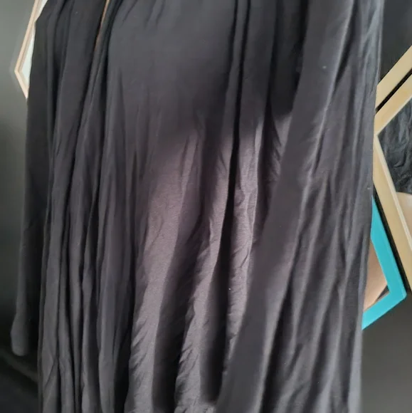 🤩UnderCoverWear Throw - Picture 4 of 6